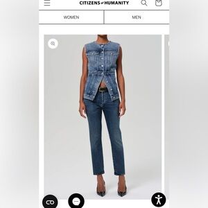 CITIZENS OF HUMANITY 
Emerson Mid Rise Relaxed 27"
In Long Weekend sz 23